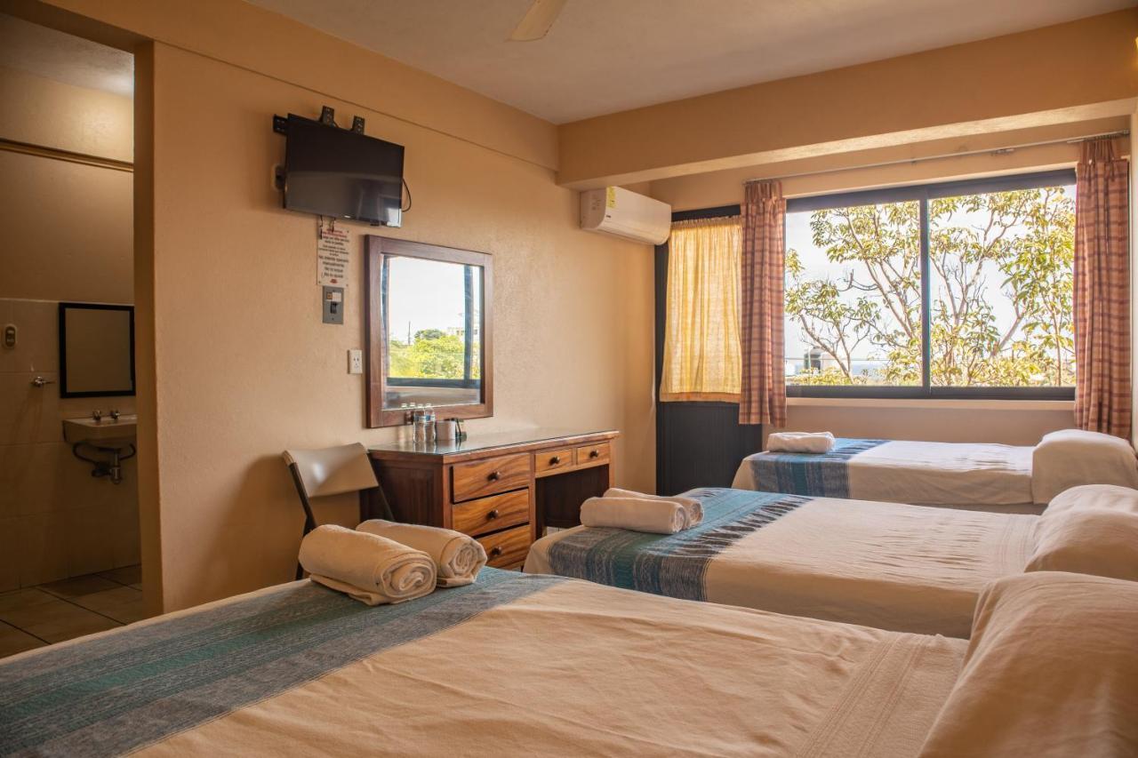 פוארטו אסקונדידו Hotel El Mirador מראה חיצוני תמונה