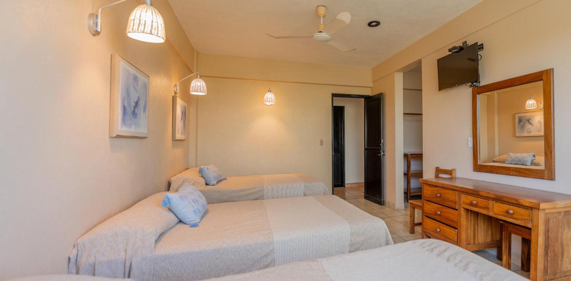פוארטו אסקונדידו Hotel El Mirador מראה חיצוני תמונה