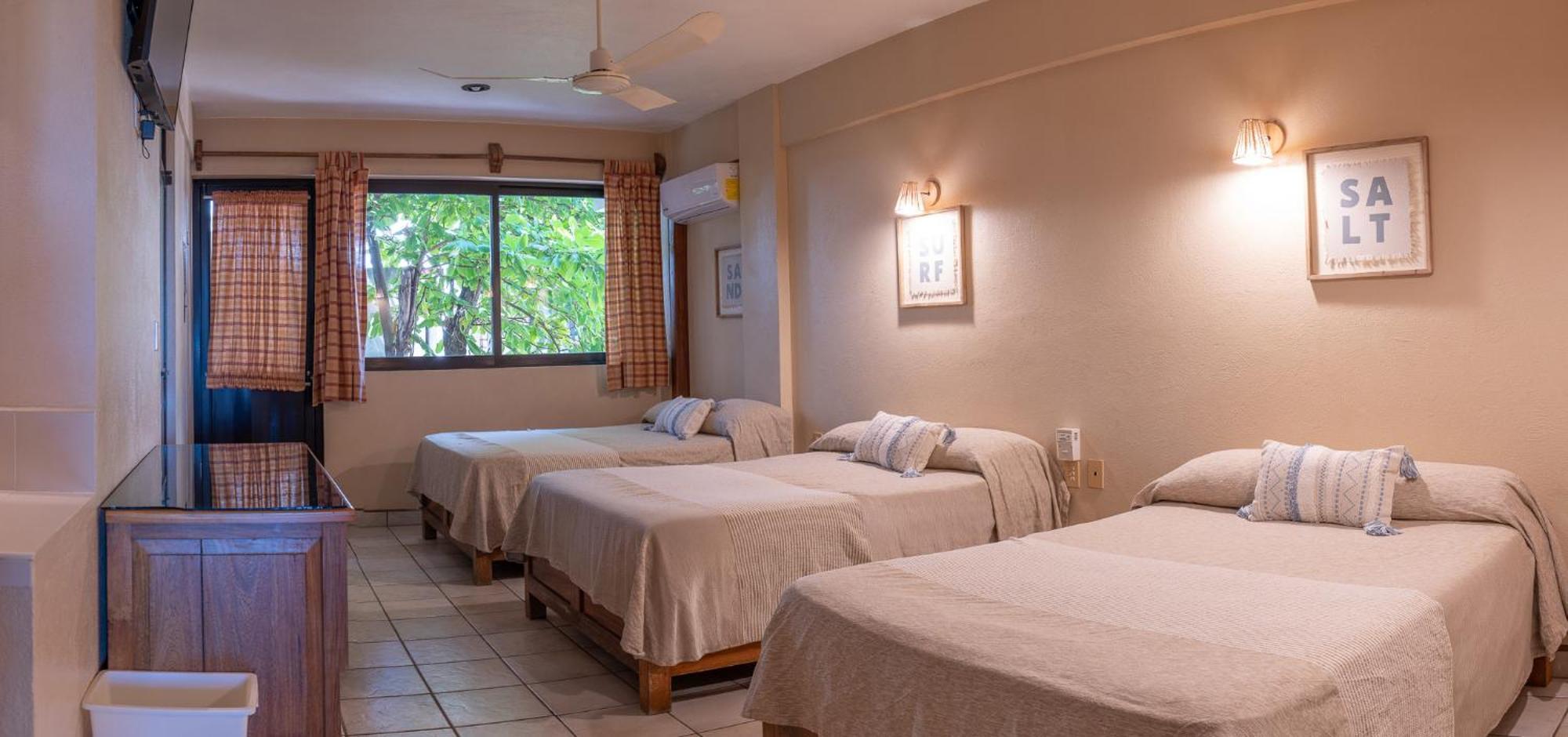 פוארטו אסקונדידו Hotel El Mirador מראה חיצוני תמונה