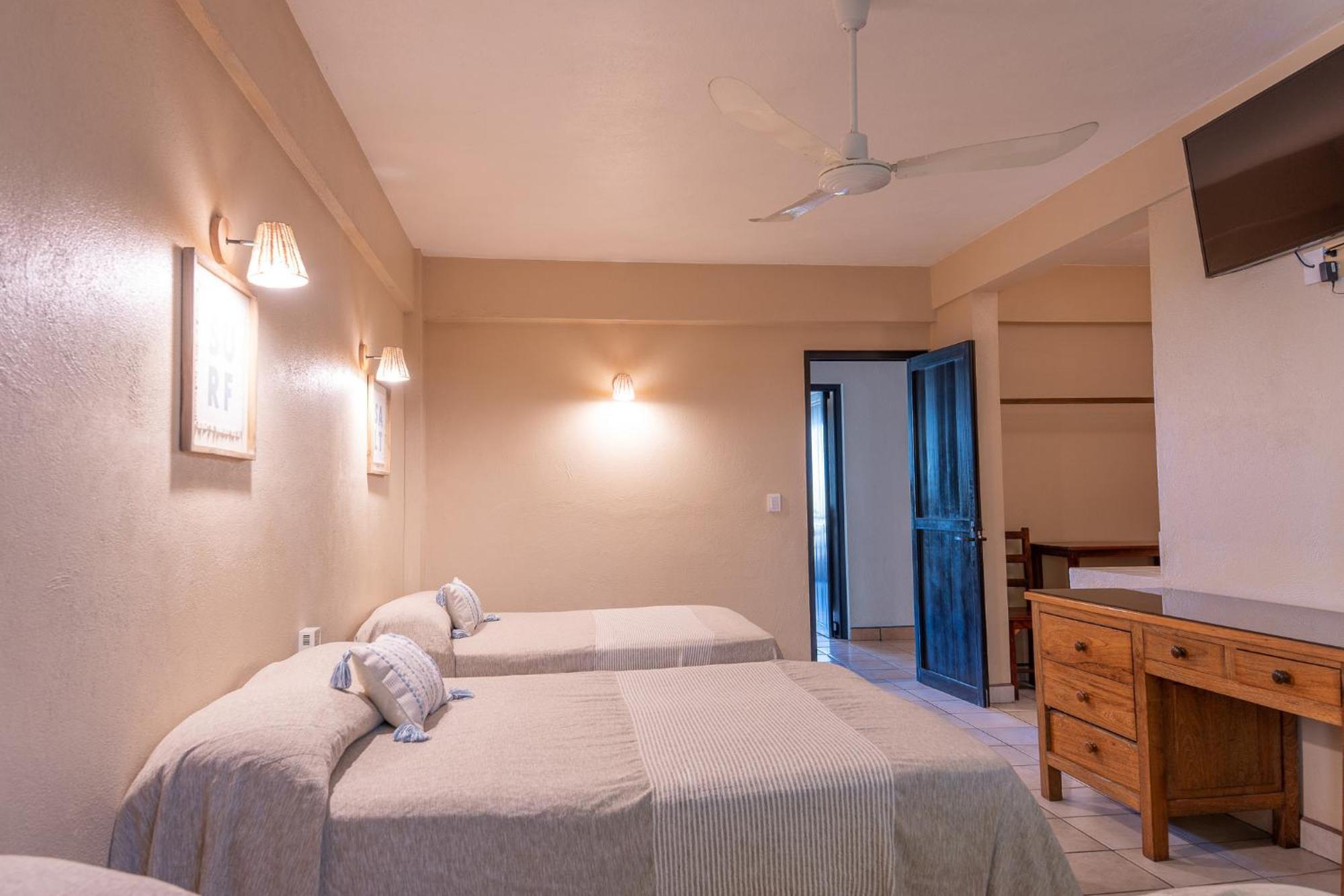 פוארטו אסקונדידו Hotel El Mirador מראה חיצוני תמונה